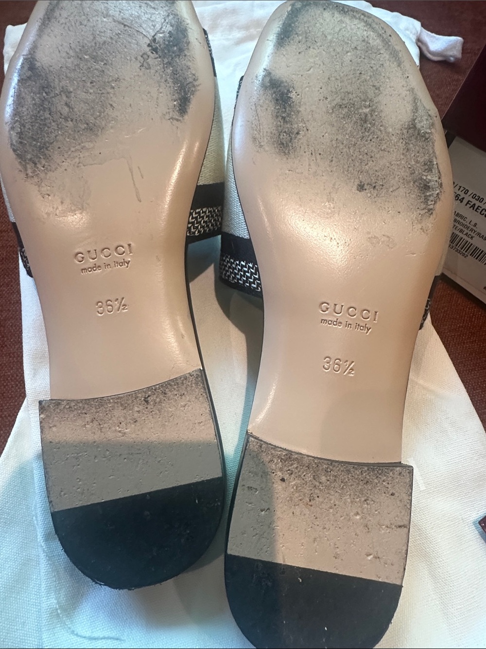 Gucci Beige and Black Embroidered Logo Slide Mules - Picture 5 of 8